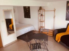 לרניקה - יחידות אירוח, hotel di Qiryat Shemona