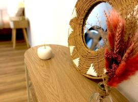 Studio Cozy, hotel di Gençay