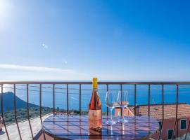 Creuza de Cinque Terre Apartment、ヴォラストラのホテル