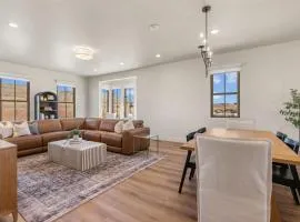 The Rad Retreat at Desert Color townhouse