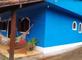 sítio com piscina, fogo de chão e churrasqueira