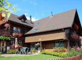 Apartment Gemütliche und geräumige Ferienwohnung by Interhome