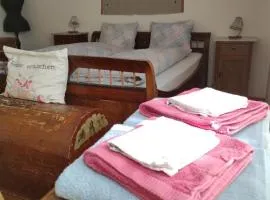 Apartment Chasina Bonavia - unvergessliche Ferien in Sent by Interhome