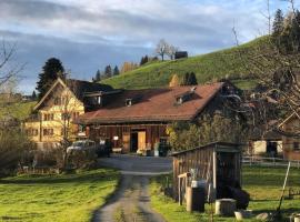 Apartment Hof Bommes by Interhome, Hotel in Gais