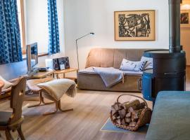 Apartment Roseg und Nair by Interhome, hotel em Bever