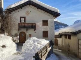 Holiday Home Pensiun Tung by Interhome, Hotel in Vna