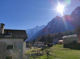 Holiday Home in Borgonovo by Interhome, hotel di Borgonovo