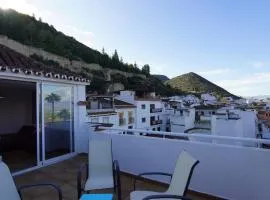 Apartments Cártama Plaza, Central Penthouse with Terrace