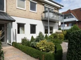 Apartment Captains Quarters 5 - strandnah- maritimer Charme by Interhome