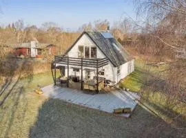 Peaceful Holiday Home Near Beach And Nature