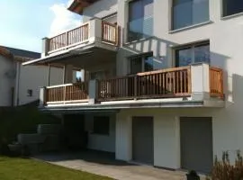 Apartment Fewo mit Bergblick by Interhome