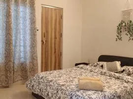 Casa Iris - One Bedroom in a 3BHK Apartment