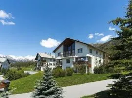 Apartment Chesa Rosatsch by Interhome