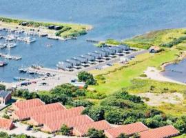 Cozy Holiday Home With Water Park And Spa, hotel en Hemmet