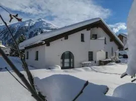 Apartment Chesa Valetta by Interhome