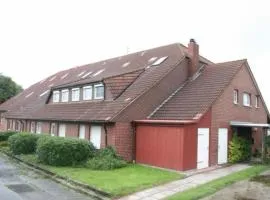 Apartment Renovierte Ferienwohnung in Jade by Interhome