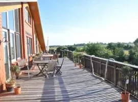 Apartment Urlaub auf dem Reithof mit Klavier by Interhome