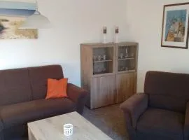 Apartment Komfortable Ferienwohnung mit großem Garten by Interhome