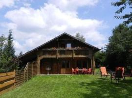 Holiday Home Eifelcottage Wildvogel by Interhome, hotel u gradu Ulmen
