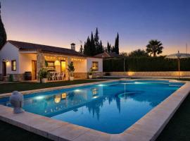 Can Pines Exclusive, Hotel in Paradas