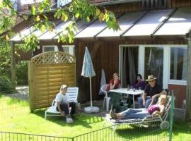 Holiday Home in Zandt mit Grill- Garten und Terrasse by Interhome, ξενοδοχείο σε Zandt