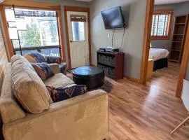 Griz Inn by Fernie Central Reservations - Right on The Slopes