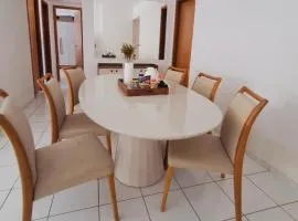 Apartamento aconchegante, confortável e com ótima localização