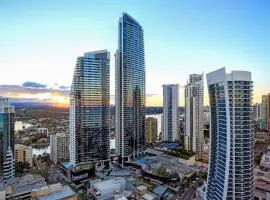 Circle on Cavill Apartments - Hosted by Wow Stay