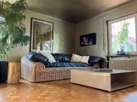 Apartment Designer Wohnung nahe Flughafen und Messe by Interhome