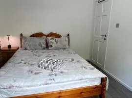 Room in Rugby 5min walk to train station