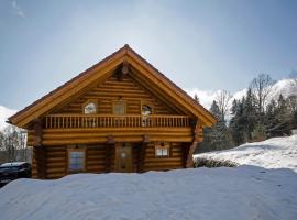 Holiday Home Traumhafte Ferien im Schwarzwald-Chalet Die perfekte Location für Premium Somme by Interhome โรงแรมในNeuglashütten