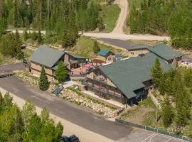 Hideaway Mountain Lodge
