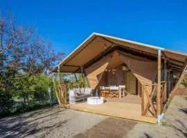 Holiday Home Gemütliches Safarizelt mit Grill und Garten by Interhome