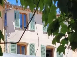 Apartment in the center of Antibes