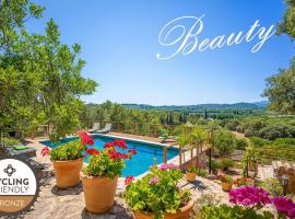 Holiday Home Urlaub Finca Mallorca Brücke by Interhome, hotel in Campanet
