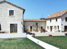 Holiday Home Loire Escapes - Gites für Selbstversorger auf dem Lande in Frankreich - ein fri by Interhome – hotel w mieście Berrie