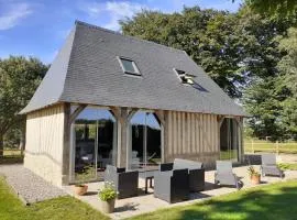 Holiday Home Neues normannisches Ferienhaus mit Charme die Kastanienbäume by Interhome