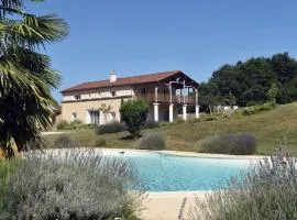 Holiday Home Swimmingpool- ruhig auf dem Land für zwei by Interhome