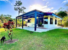 Nature and Views - 30 min to La Fortuna, Hotel in Tigra