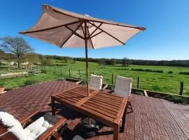 Holiday Home Landhaus mit eingezäuntem Garten by Interhome