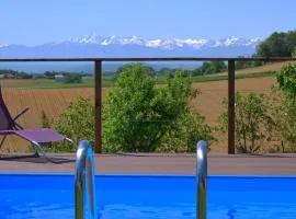 Holiday Home in Sarraguzan mit Privatem Pool by Interhome