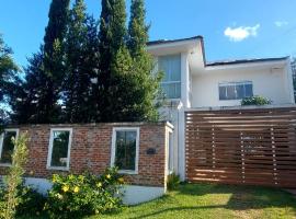 Viesnīca Casa aconchegante em Ivoti pilsētā Ivoti