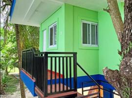 Suki Beach Resort Aircon Tree House, hotel a Santa Magdalena