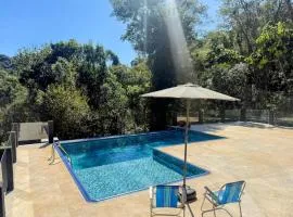 Suíte c/ Café, Hidro, Lareira e Piscina - 20min SP