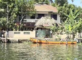 sacred river homestay
