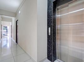 Hotel O Silver Stay Inn, hotel i Kakkanad