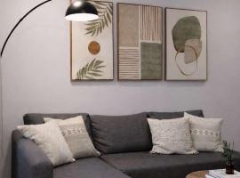 Hip NYC Hideaway in Lively East Village: New York'ta bir kendin pişir kendin ye tesisi