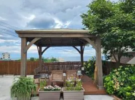 Now Ayajin- Private single-family home with ocean view