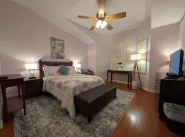 Beautiful Master Bedroom Suite with Private Bath!