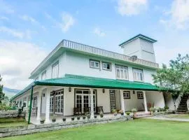 Oasis Hill Resort